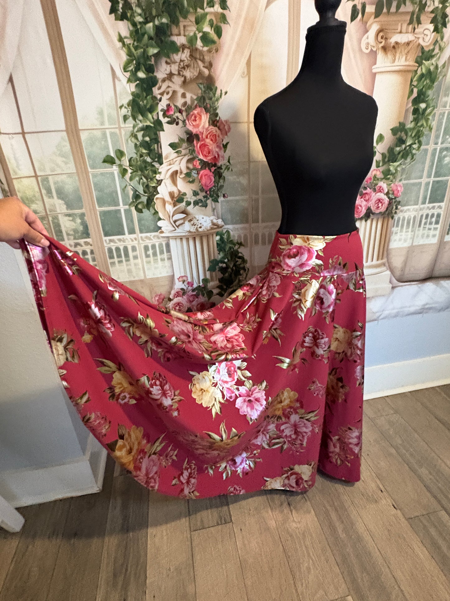 Women’s Red Floral Skirt
